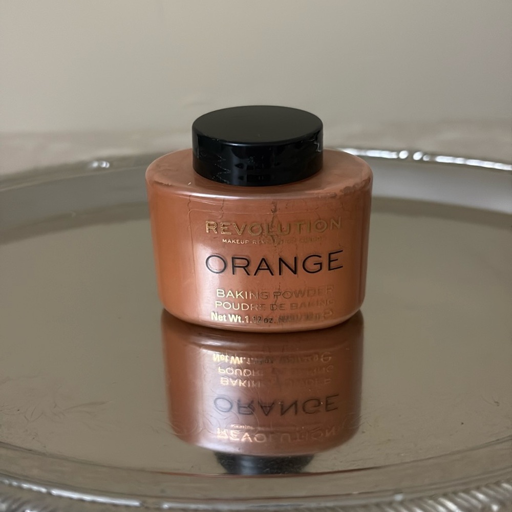 Revolution Luxury Baking Powder in Orange NEW